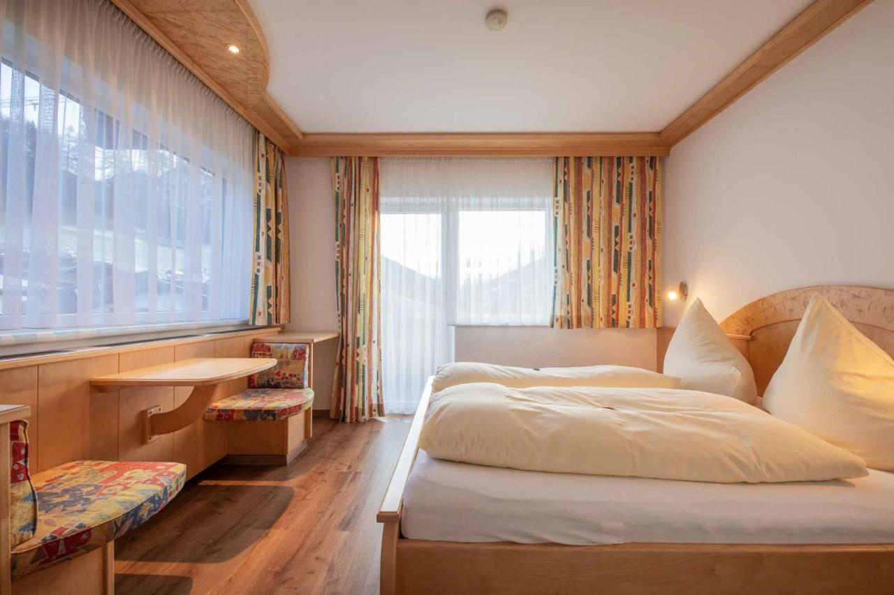 Haus Hubertus Hotel Mieders Ngoại thất bức ảnh