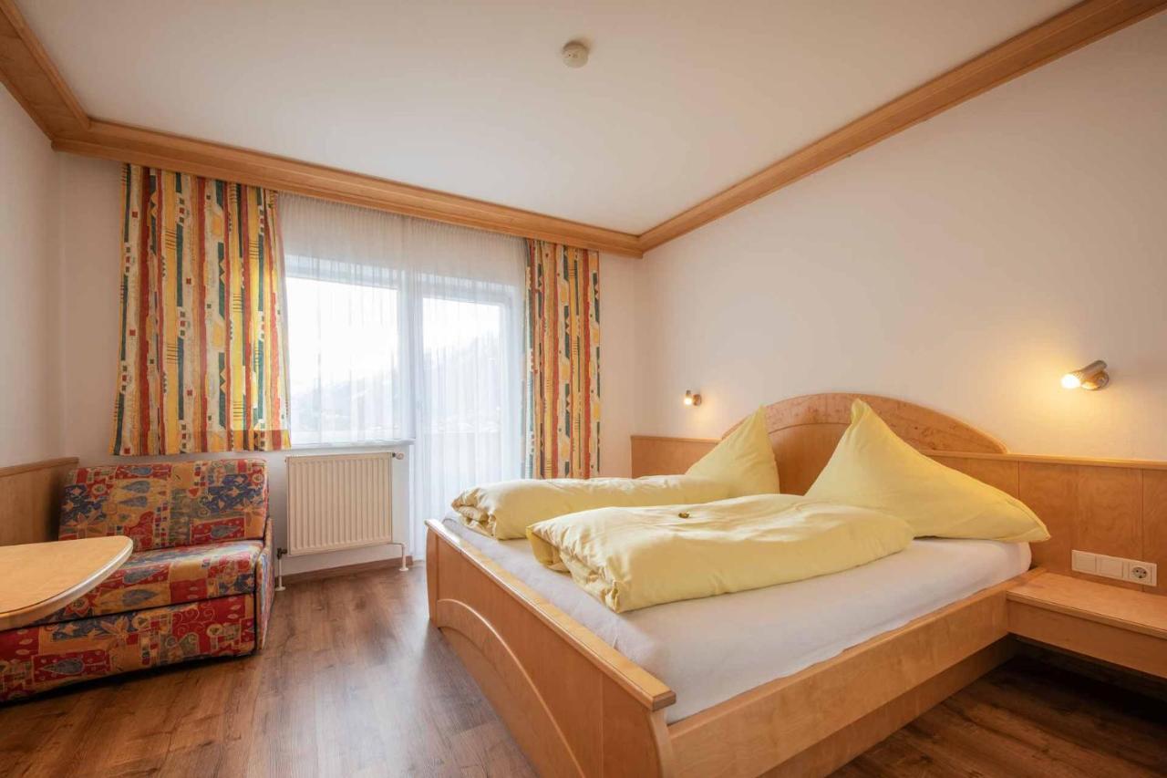 Haus Hubertus Hotel Mieders Ngoại thất bức ảnh