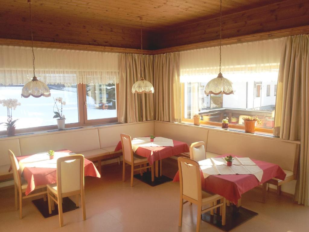 Haus Hubertus Hotel Mieders Phòng bức ảnh